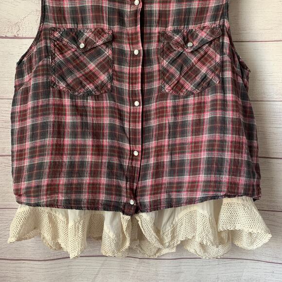 Hippie Laundry Sleeveless Plaid Button Up Shirt Boho Crochet Lace Ruffle Size L - Picture 4 of 15